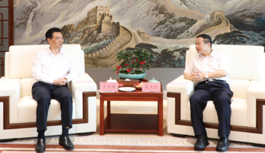 中國農業銀行浙江省分行行長王全剛到訪天能